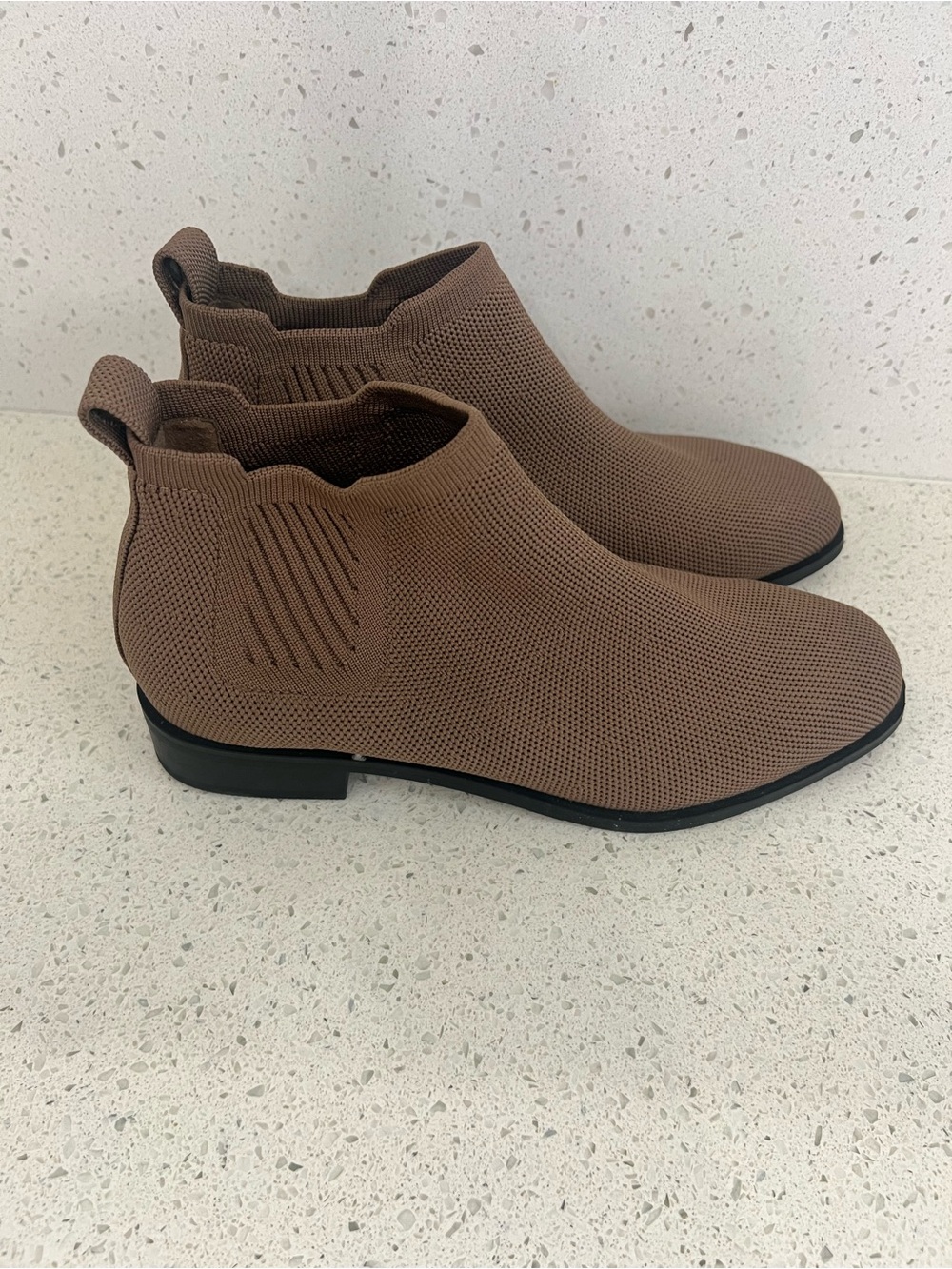 Vivaia Ryan Pro Square Toe Water-Repellent Ankle Boots In Espresso Size 36=5.5-6